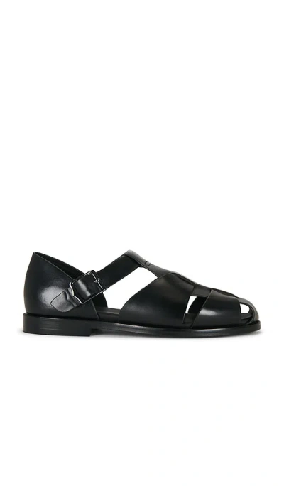 G.h.bass Potter Flat Sandals In Black