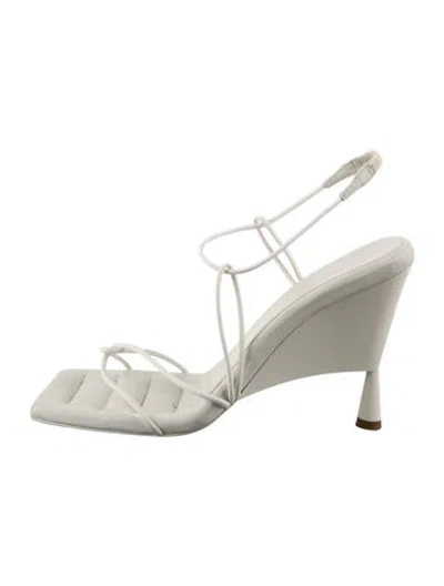Pre-owned Gia Borghini Leather Sandals In White