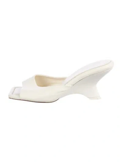 Pre-owned Gia Borghini Leather Slides In White