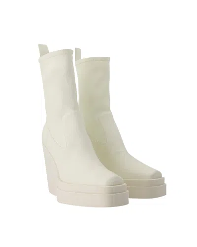 GIA BORGHINI TEXAN BOOTS IN WHITE SYNTHETIC LEATHER