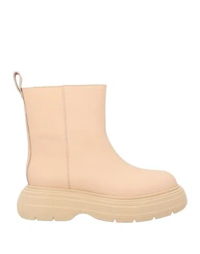 Gia Borghini Woman Ankle Boots Blush Size 8 Calfskin In Pink