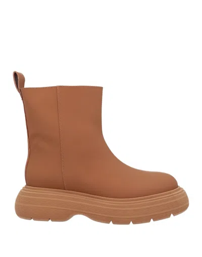 Gia Borghini Ankle Boots In Beige