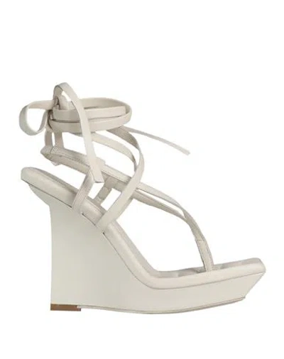 Gia Rhw Gia / Rhw Woman Thong Sandal Off White Size 6 Leather