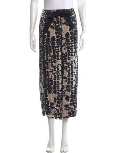 Pre-owned Gianfranco Ferre Silk Long Skirt In Black