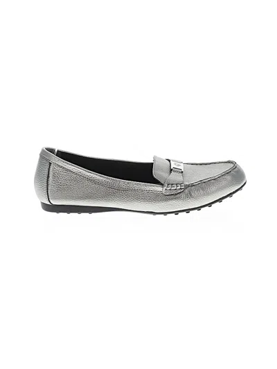 Pre-owned Giani Bernini Flats In Gray