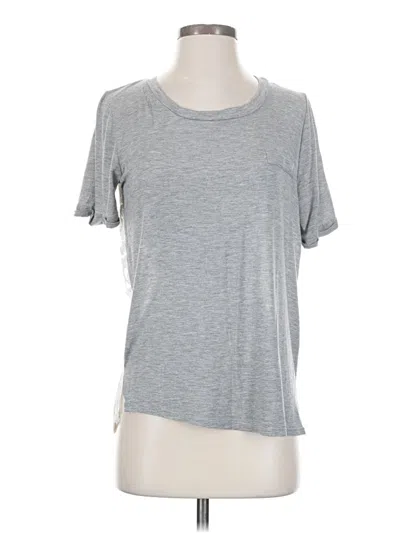 Pre-owned Gianni Bini Active T-shirt In Gray
