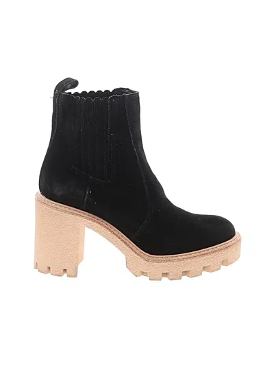 Pre-owned Gianni Bini Ankle Boots In Black