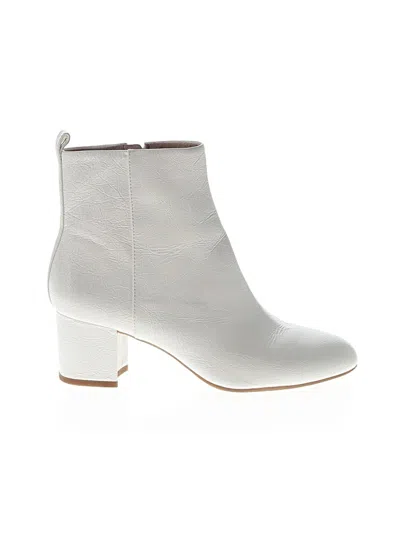 Pre-owned Gianni Bini Ankle Boots In White