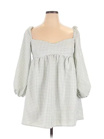 Pre-owned Gianni Bini Casual Dress In Gray