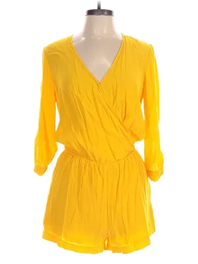 Pre-owned Gianni Bini Casual Dress In Yellow