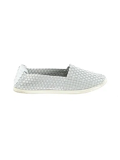 Pre-owned Gianni Bini Flats In Silver