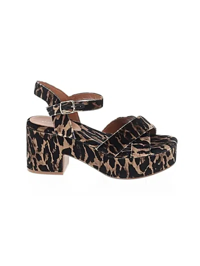 Pre-owned Gianni Bini Heels In Brown