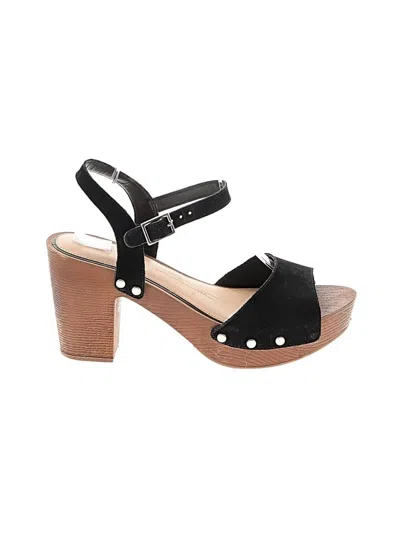 Pre-owned Gianni Bini Sandals In Black