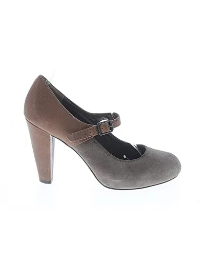 Pre-owned Gianni Bini Sandals In Brown