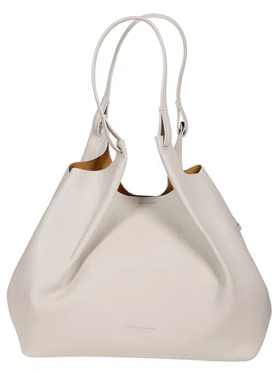 Gianni Chiarini Dua In Sand