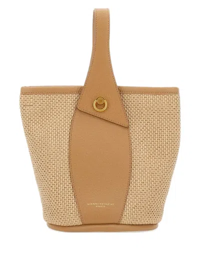 Gianni Chiarini Ester Bucket Bag In Nude
