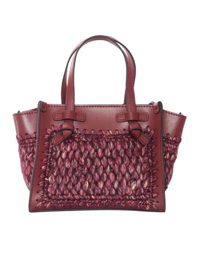Gianni Chiarini Shoulder Bag. In Red