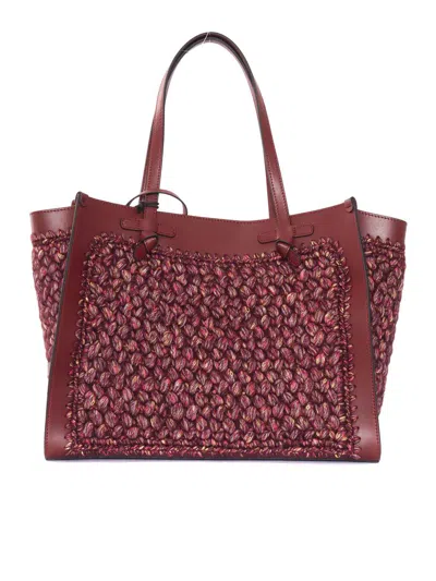 Gianni Chiarini Shoulder Bag. In Red