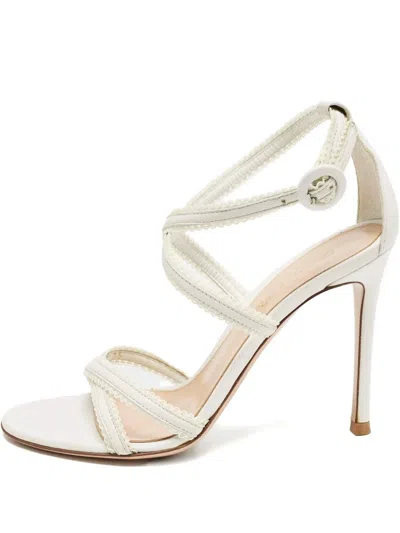 Pre-owned Gianvito Rossi 100mm Scalloped Sandals In White