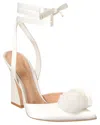 Gianvito Rossi Flower-detailing Pointed-toe Pumps In White