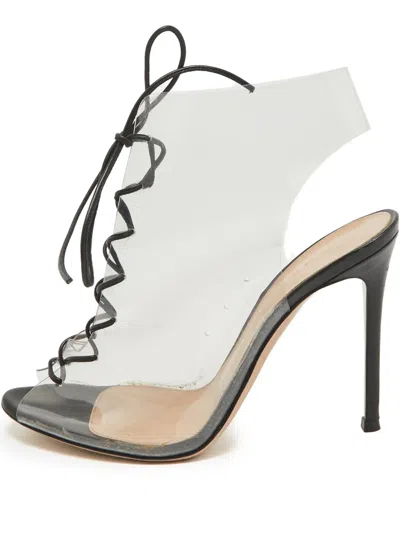 Pre-owned Gianvito Rossi 105mm Helmut Sandals In White