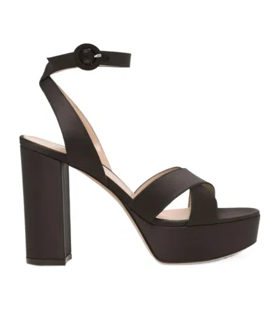 GIANVITO ROSSI GIANVITO ROSSI SABRINA PLATFORM SANDALS