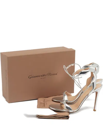 Pre-owned Gianvito Rossi 37.5 Wavy Strap Leather Sandals (10.5 Cm) In Silver