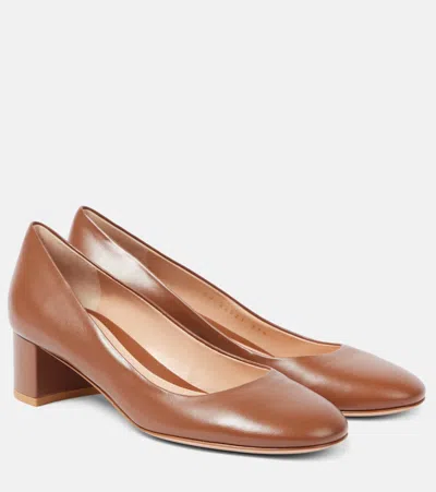 Gianvito Rossi Pumps 45 Aus Leder In Braun