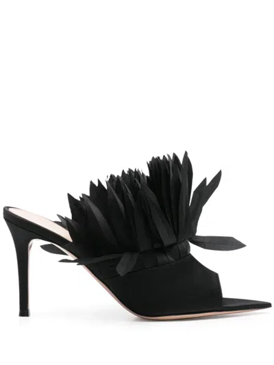 Gianvito Rossi Lion 85 Fringed Satin Mules In 黑色