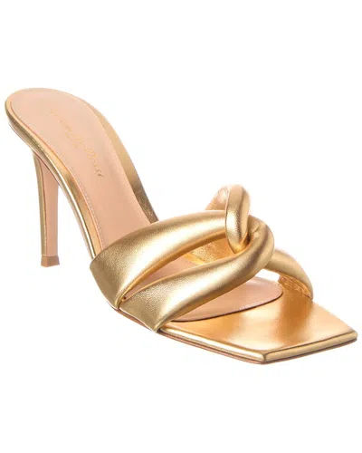 Gianvito Rossi Amour 85 Leather Mule In Gold