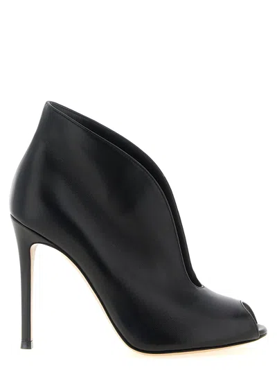 Gianvito Rossi Ankle Boot In Black