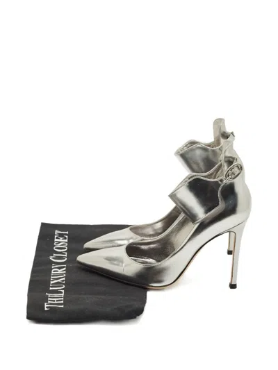 Pre-owned Gianvito Rossi Ankle-cuff Pointed-toe Pumps In Silver