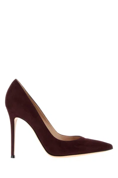 Gianvito Rossi Aubergine Suede Pumps In Brown