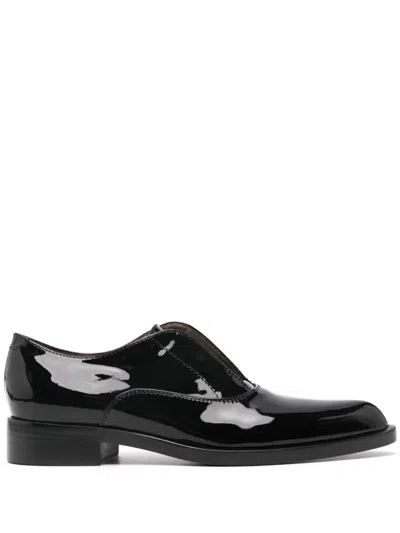 Gianvito Rossi Baxeter Lace-up Patent Leather Shoes In Black