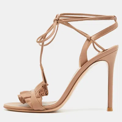 Pre-owned Gianvito Rossi Beige Leather Ankle Strap Sandals Size 35.5