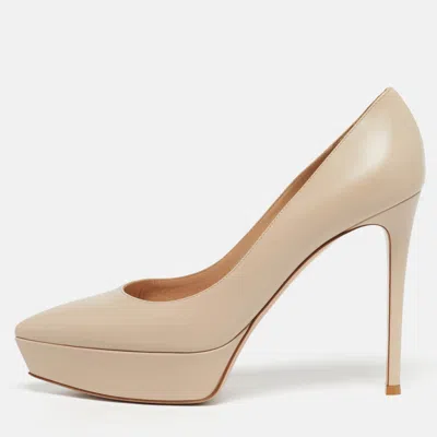 Pre-owned Gianvito Rossi Beige Leather Dahsha Platform Pumps Size 41 In Sand