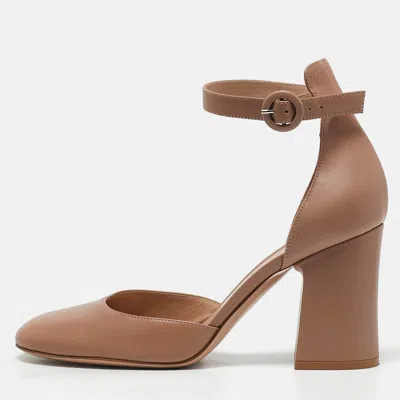 Pre-owned Gianvito Rossi Beige Leather D'orsay Ankle Strap Pumps Size 38