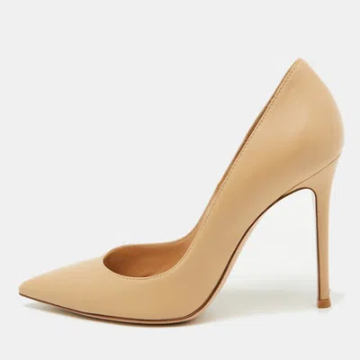 Pre-owned Gianvito Rossi Beige Leather Pointed Toe Pumps Size 38