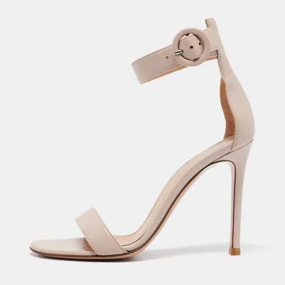 Pre-owned Gianvito Rossi Beige Leather Portofino Ankle Strap Sandals Size 35