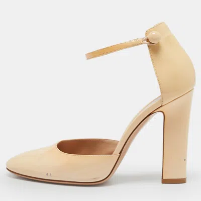 Pre-owned Gianvito Rossi Beige Patent Leather Ankle Strap Block Heel Pumps Size 38.5