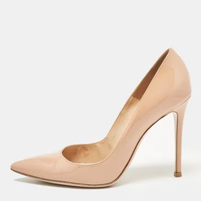 Pre-owned Gianvito Rossi Beige Patent Leather Gianvito Pumps Size 39