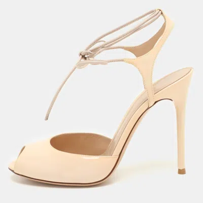 Pre-owned Gianvito Rossi Beige Patent Leather Peep Toe Ankle Strap Sandals Size 38.5