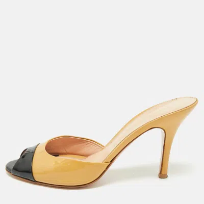 Gianvito Rossi Beige/black Patent Leather Peep Toe Slide Sandals