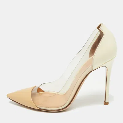 Pre-owned Gianvito Rossi Beige/transparent Patent Leather And Pvc Plexi Pointed Toe Pumps Size 36 In Sand