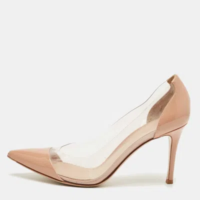 Pre-owned Gianvito Rossi Beige/transparent Patent Leather And Pvc Plexi Pumps Size 39 In Sand