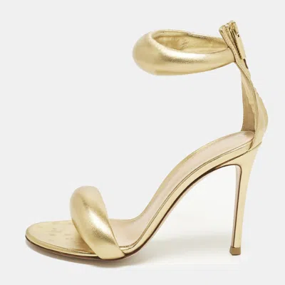 Pre-owned Gianvito Rossi Bijoux Size 37 Gold Leather Ankle Strap Sandals