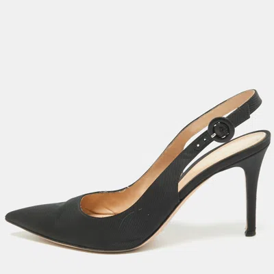 Pre-owned Gianvito Rossi Black Canvas Slingback Pumps Size 40