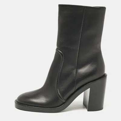 Pre-owned Gianvito Rossi Black Leather Ankle Length Boots Size 37.5