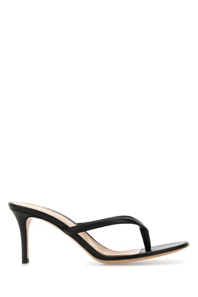 Gianvito Rossi Black Leather Calypso Thong Sandals In Schwarz