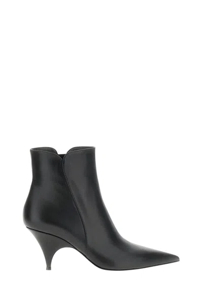 Gianvito Rossi Sofia Pointed-toe Ankle Boots In Black